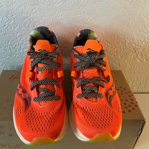 Saucony Endorphin Speed 2